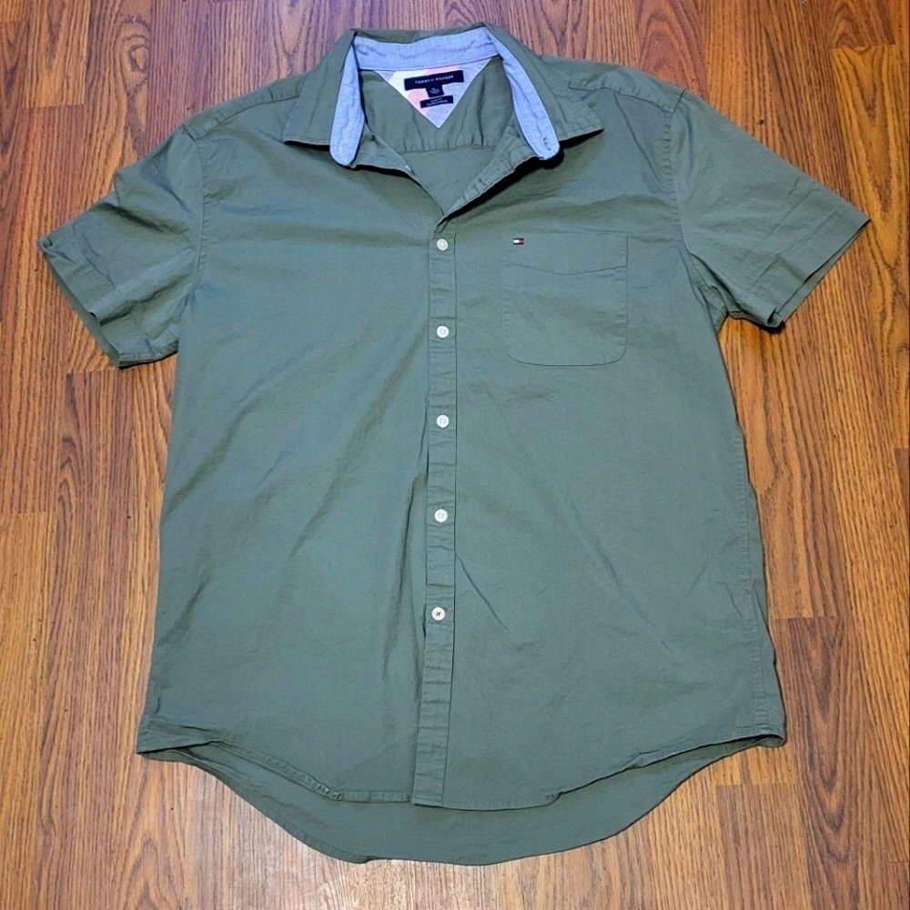Tommy Hilfiger Olive Green Slim Fit Men’s XL Casual Button-Down Shirt B30